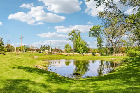Tiny photo for 8 Liam Court, Algonquin, IL 60102 (MLS # 12635428)