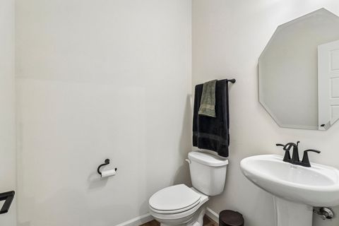 Tiny photo for 8 Liam Court, Algonquin, IL 60102 (MLS # 12635428)