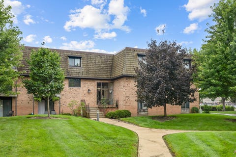 Tiny photo for 1 Oak Creek Drive #2303, Buffalo Grove, IL 60089 (MLS # 12734049)