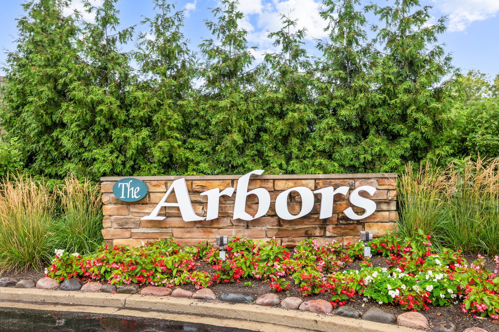 1 Oak Creek Drive 2303