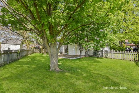 Tiny photo for 2475 Westleigh Court, Aurora, IL 60504 (MLS # 12691674)