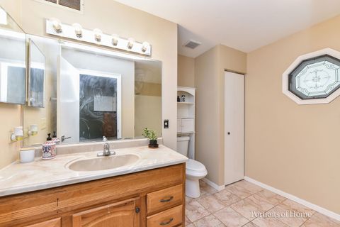 Tiny photo for 2475 Westleigh Court, Aurora, IL 60504 (MLS # 12691674)