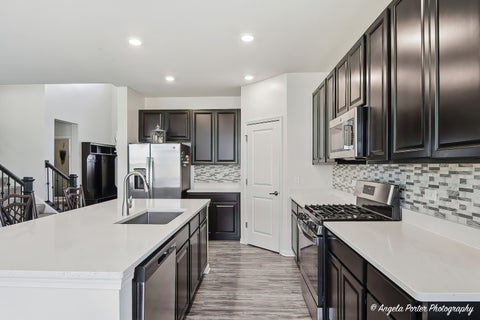 Tiny photo for 1127 Williamsbury Drive, Crystal Lake, IL 60012 (MLS # 12623945)