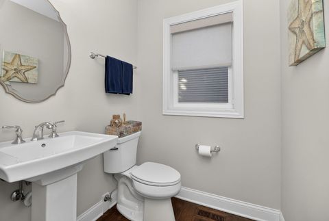 Tiny photo for 4343 Elm Street, Downers Grove, IL 60515 (MLS # 12577662)