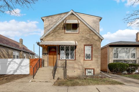 Photo of 3909 N Newland Avenue, Chicago, IL 60634 (MLS # 12597256)