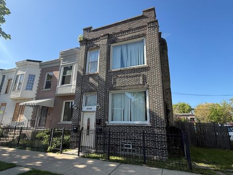 4036 W Lexington Street Chicago IL 60624