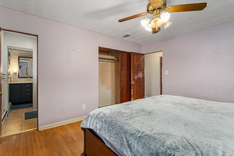 Tiny photo for 502 W 7th Street, Lockport, IL 60441 (MLS # 12528982)
