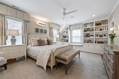 Tiny photo for 307 Abbotsford Road, Kenilworth, IL 60043 (MLS # 12598227)