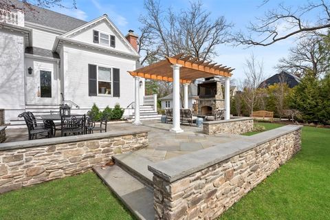 Tiny photo for 307 Abbotsford Road, Kenilworth, IL 60043 (MLS # 12598227)