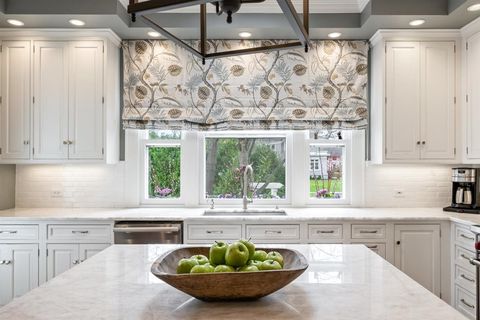 Tiny photo for 307 Abbotsford Road, Kenilworth, IL 60043 (MLS # 12598227)