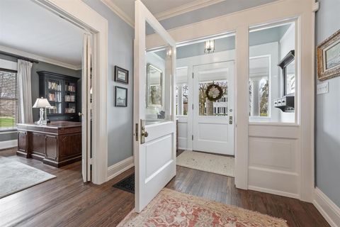 Tiny photo for 307 Abbotsford Road, Kenilworth, IL 60043 (MLS # 12598227)