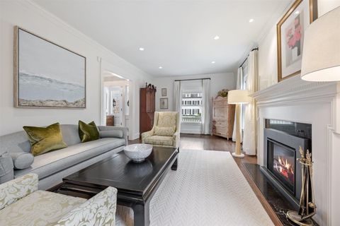 Tiny photo for 307 Abbotsford Road, Kenilworth, IL 60043 (MLS # 12598227)