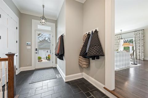 Tiny photo for 307 Abbotsford Road, Kenilworth, IL 60043 (MLS # 12598227)