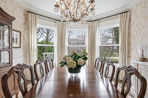 Tiny photo for 307 Abbotsford Road, Kenilworth, IL 60043 (MLS # 12598227)