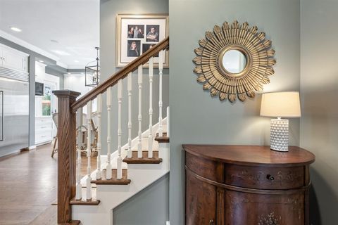 Tiny photo for 307 Abbotsford Road, Kenilworth, IL 60043 (MLS # 12598227)