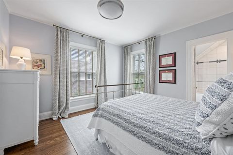 Tiny photo for 307 Abbotsford Road, Kenilworth, IL 60043 (MLS # 12598227)