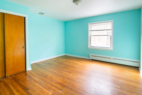 Tiny photo for 2545 W Summerdale Avenue #2W, Chicago, IL 60625 (MLS # 12562337)
