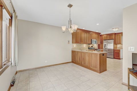 Tiny photo for 4734 N maria Court, Chicago, IL 60656 (MLS # 12768849)