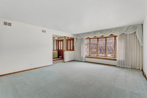 Tiny photo for 4734 N maria Court, Chicago, IL 60656 (MLS # 12768849)