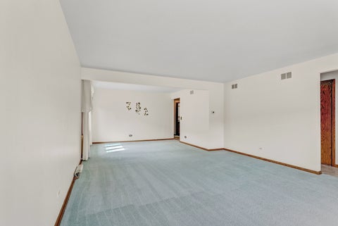 Tiny photo for 4734 N maria Court, Chicago, IL 60656 (MLS # 12768849)
