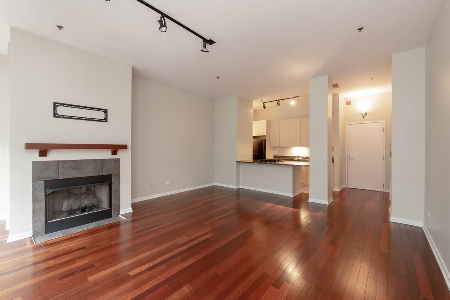 130 S CANAL Street 310