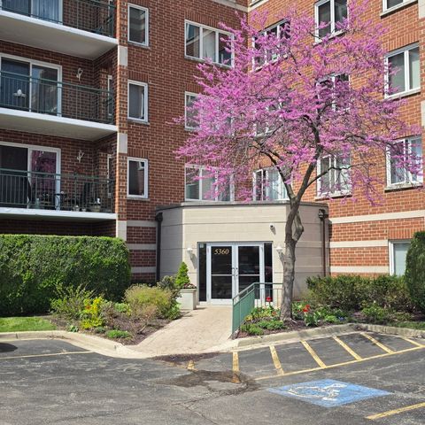 Photo of 5360 N Lowell Avenue #510, Chicago, IL 60630 (MLS # 12629274)