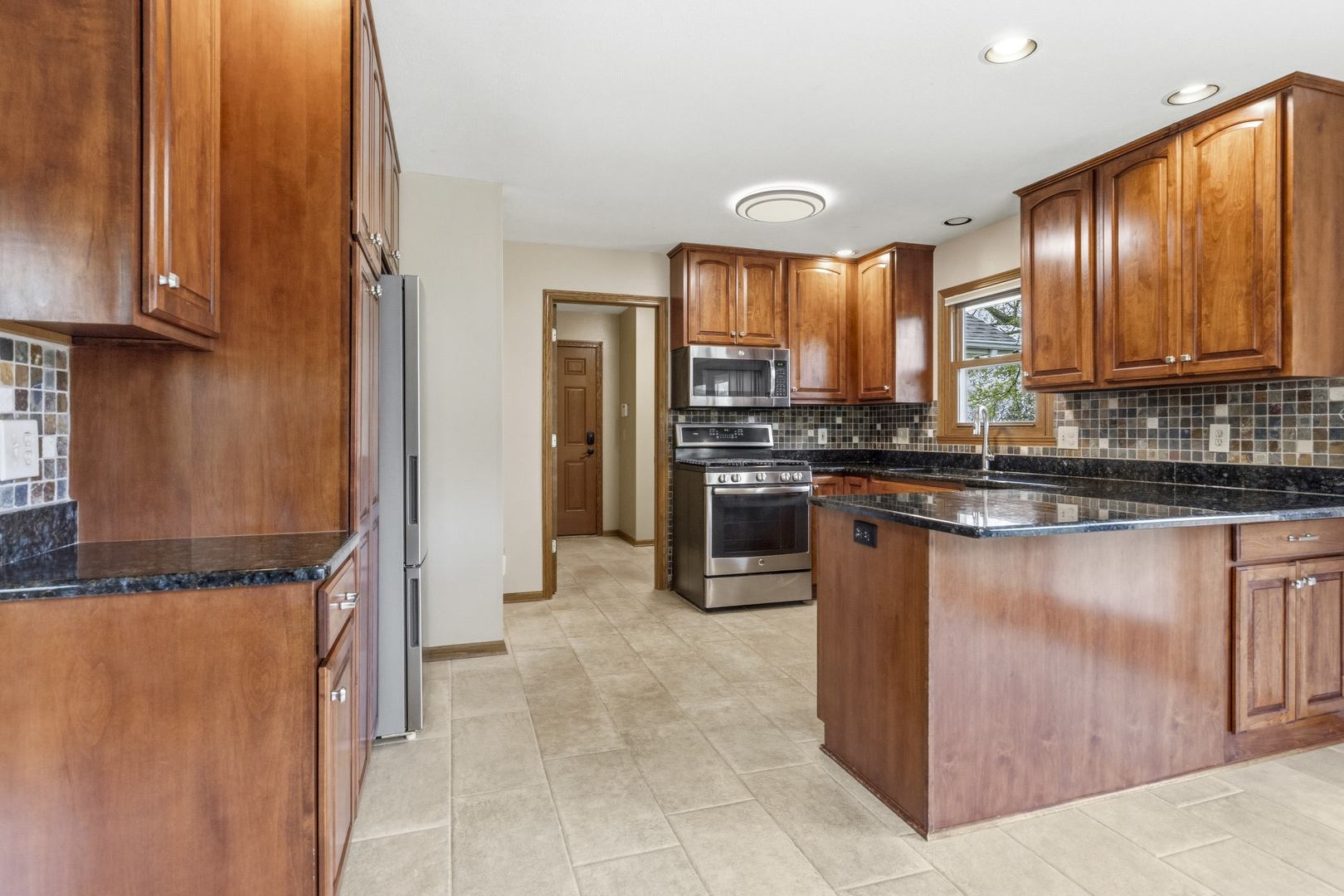 6990 Skyview Trail