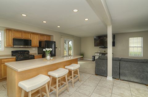 Tiny photo for 1292 LILAC Lane, Carol Stream, IL 60188 (MLS # 12609185)