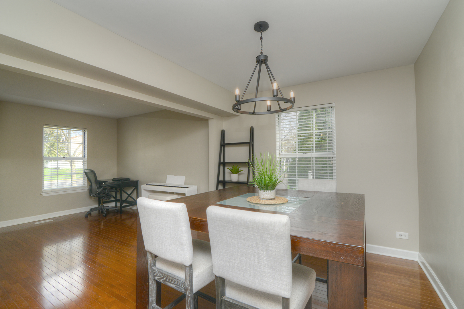 1292 LILAC Lane