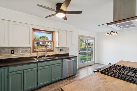 Tiny photo for 13058 W 29th Street, Wadsworth, IL 60099 (MLS # 12501671)