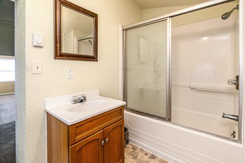 Tiny photo for 407 Church Street, Christopher, IL 62822 (MLS # 100000602)