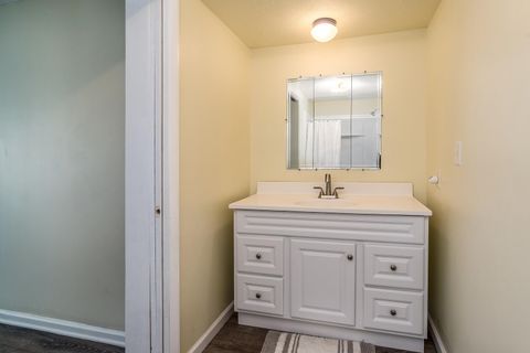 Tiny photo for 407 Church Street, Christopher, IL 62822 (MLS # 100000602)