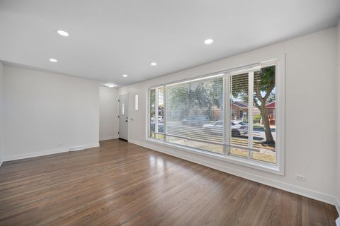 Tiny photo for 4745 S Leamington Avenue, Chicago, IL 60638 (MLS # 12490346)