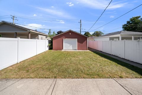 Tiny photo for 4745 S Leamington Avenue, Chicago, IL 60638 (MLS # 12490346)