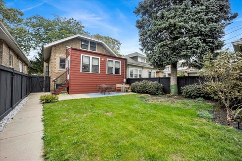 Tiny photo for 6239 N Campbell Avenue, Chicago, IL 60659 (MLS # 12771944)