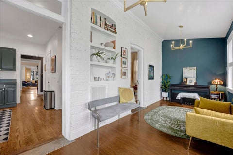 Tiny photo for 6239 N Campbell Avenue, Chicago, IL 60659 (MLS # 12771944)