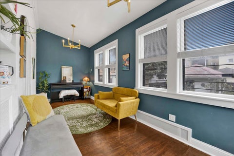 Tiny photo for 6239 N Campbell Avenue, Chicago, IL 60659 (MLS # 12771944)