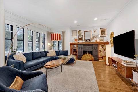 Tiny photo for 6239 N Campbell Avenue, Chicago, IL 60659 (MLS # 12771944)