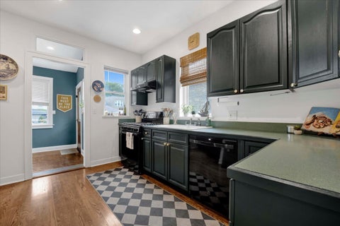 Tiny photo for 6239 N Campbell Avenue, Chicago, IL 60659 (MLS # 12771944)