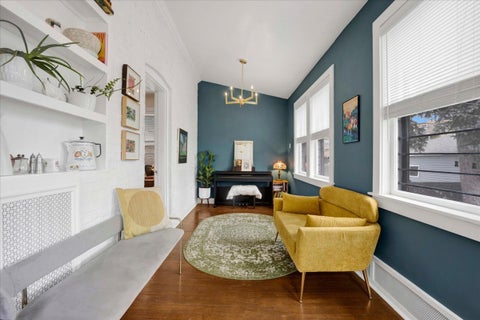 Tiny photo for 6239 N Campbell Avenue, Chicago, IL 60659 (MLS # 12771944)