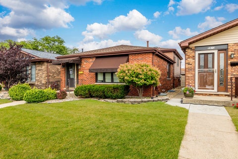 Tiny photo for 5911 S Natchez Avenue, Chicago, IL 60638 (MLS # 12728270)