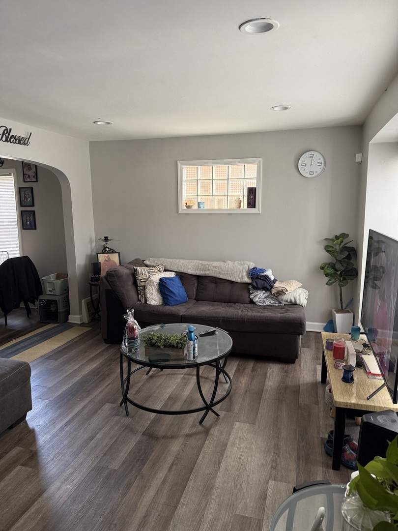 14211 S Wabash Avenue