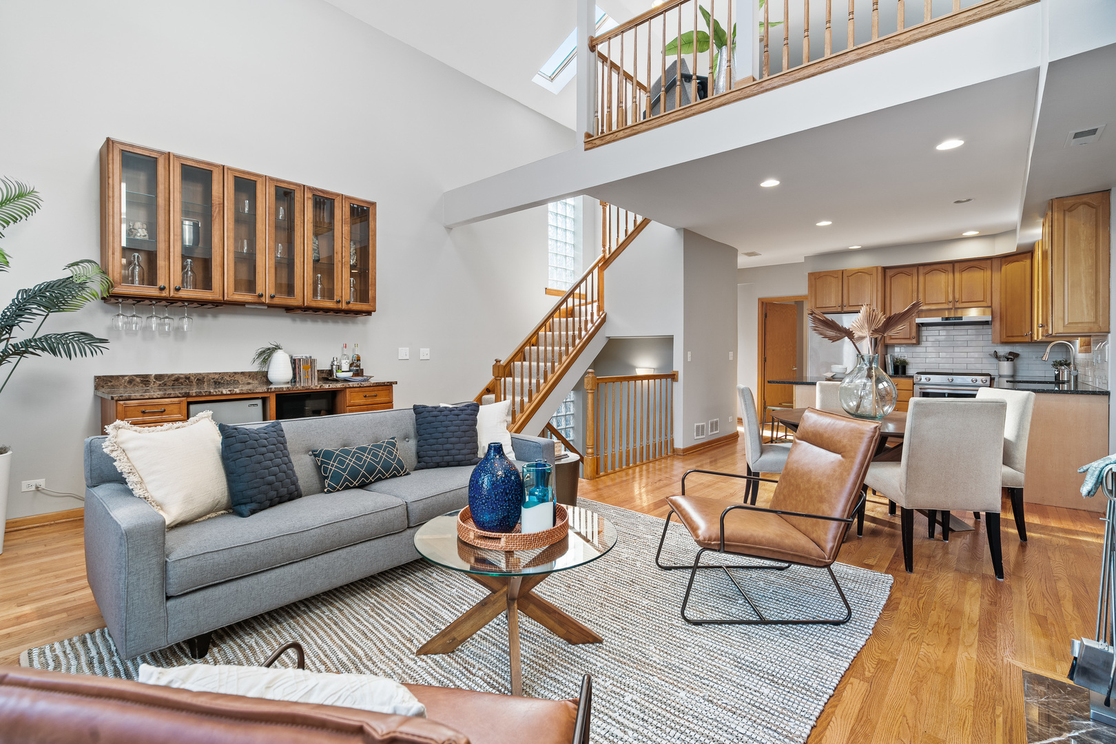 1056 N Marshfield Avenue 3