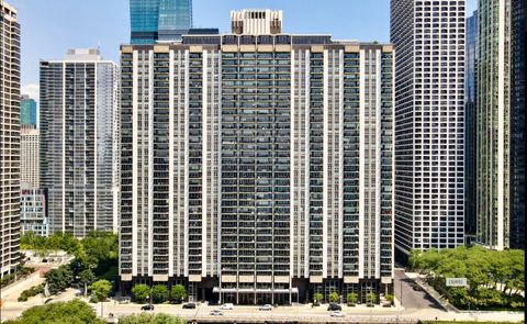 Photo of 400 E RANDOLPH Street #1016, Chicago, IL 60601 (MLS # 12484176)