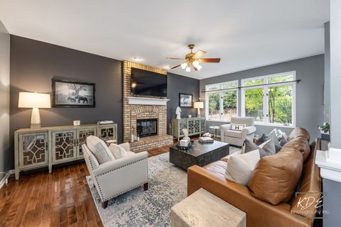 Tiny photo for 2643 Lupine Circle, Naperville, IL 60564 (MLS # 12482398)