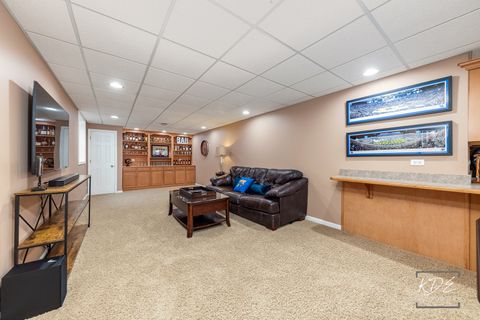Tiny photo for 2643 Lupine Circle, Naperville, IL 60564 (MLS # 12482398)