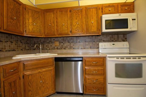 Tiny photo for 1424 Woodbridge Road #2C, Joliet, IL 60436 (MLS # 12414225)