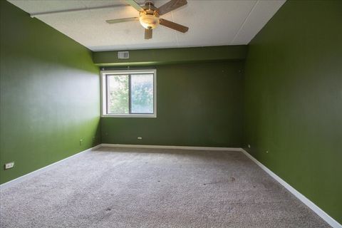 Tiny photo for 1424 Woodbridge Road #2C, Joliet, IL 60436 (MLS # 12414225)
