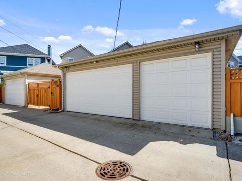 Tiny photo for 3644 N Avondale Avenue, Chicago, IL 60618 (MLS # 12617655)