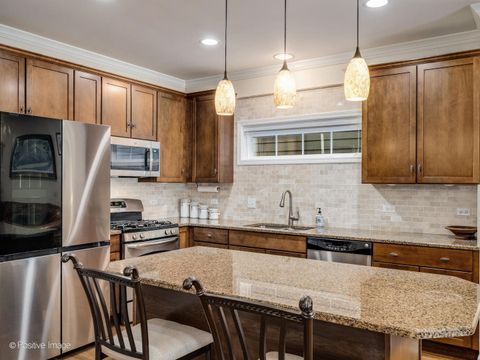 Tiny photo for 3644 N Avondale Avenue, Chicago, IL 60618 (MLS # 12617655)